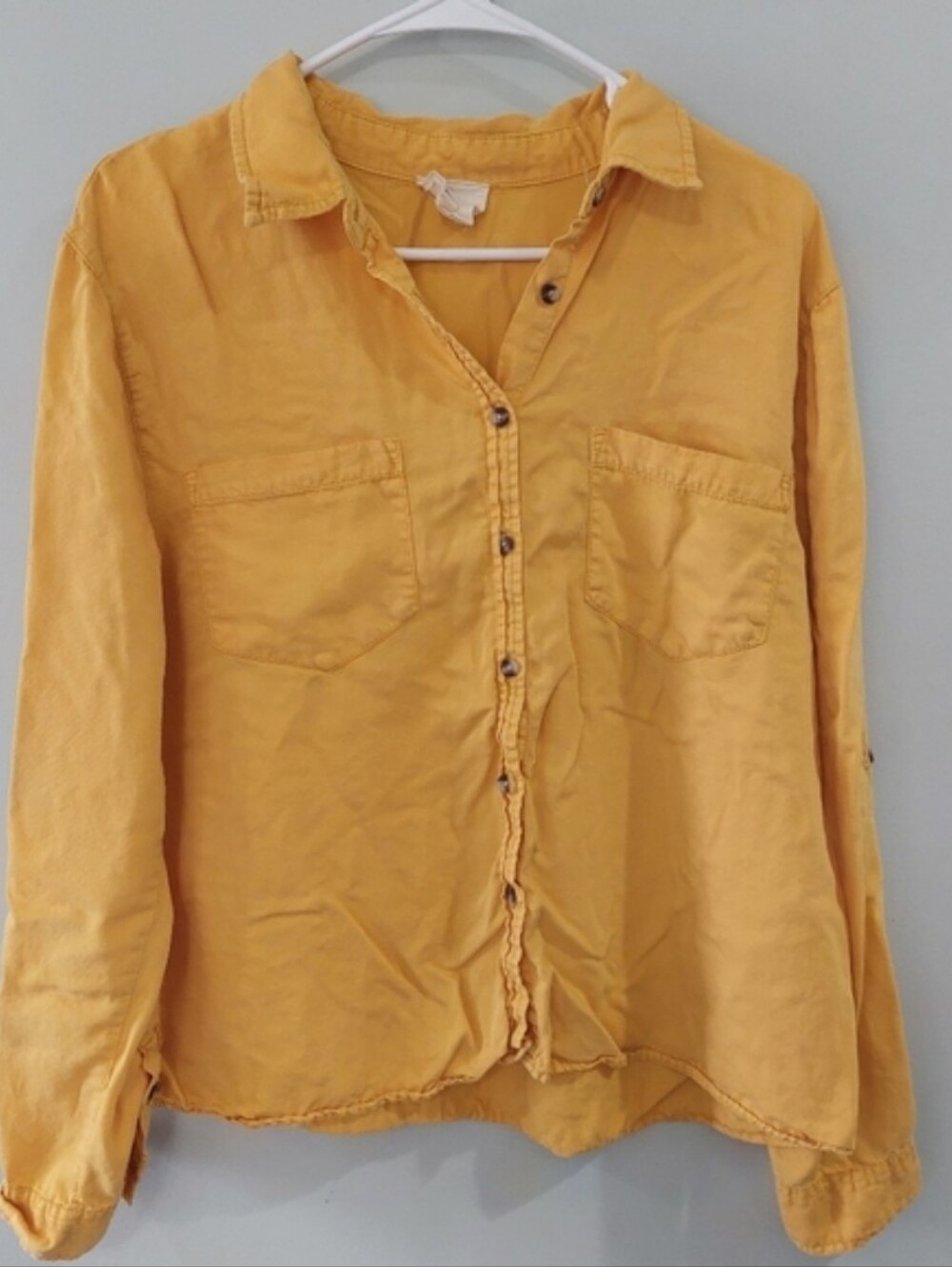 Harper Heritage Button-up shirt Large Yellow Gold long roll tab sleeves